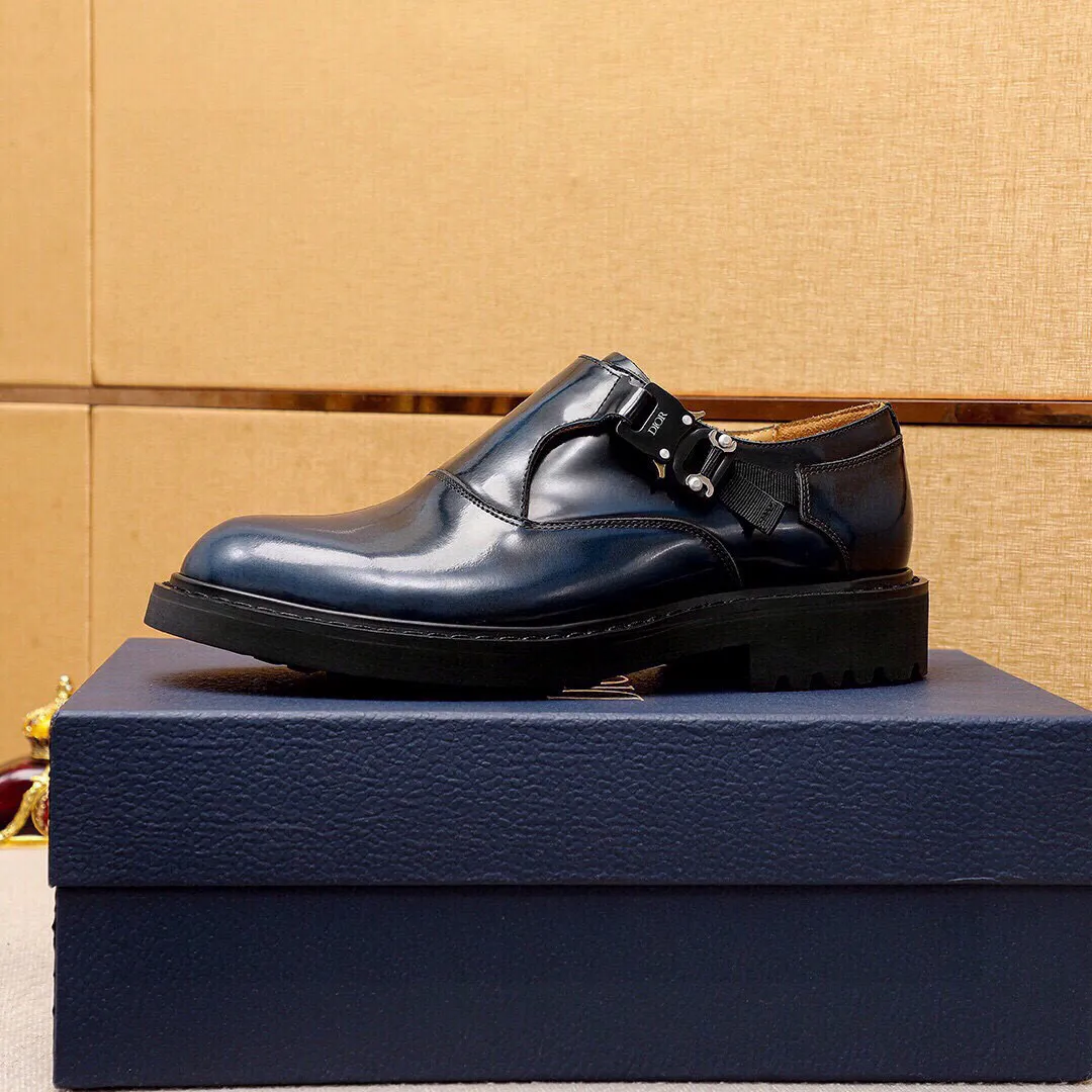 Men's men's shoes 💰600 💐"Dior" Dior 🇮🇹🇮🇹 counter synchronization Top purchasing agent 🔍🔍Men's 2⃣️0⃣️2⃣️5⃣️Business leather shoes Original open-edge beads imported from Italy, fully imported cow leather lining, sole: original T men's shoes 💰U outsole, exclusive movable molded sole, super comfortable, original factory follow-up goods, 🔍🔍high quality, can be entered and exited the counter at will, welcome to compare. Regular size 39-44 (customized at 38.45🉑️) 3 colors🉑️ to choose from